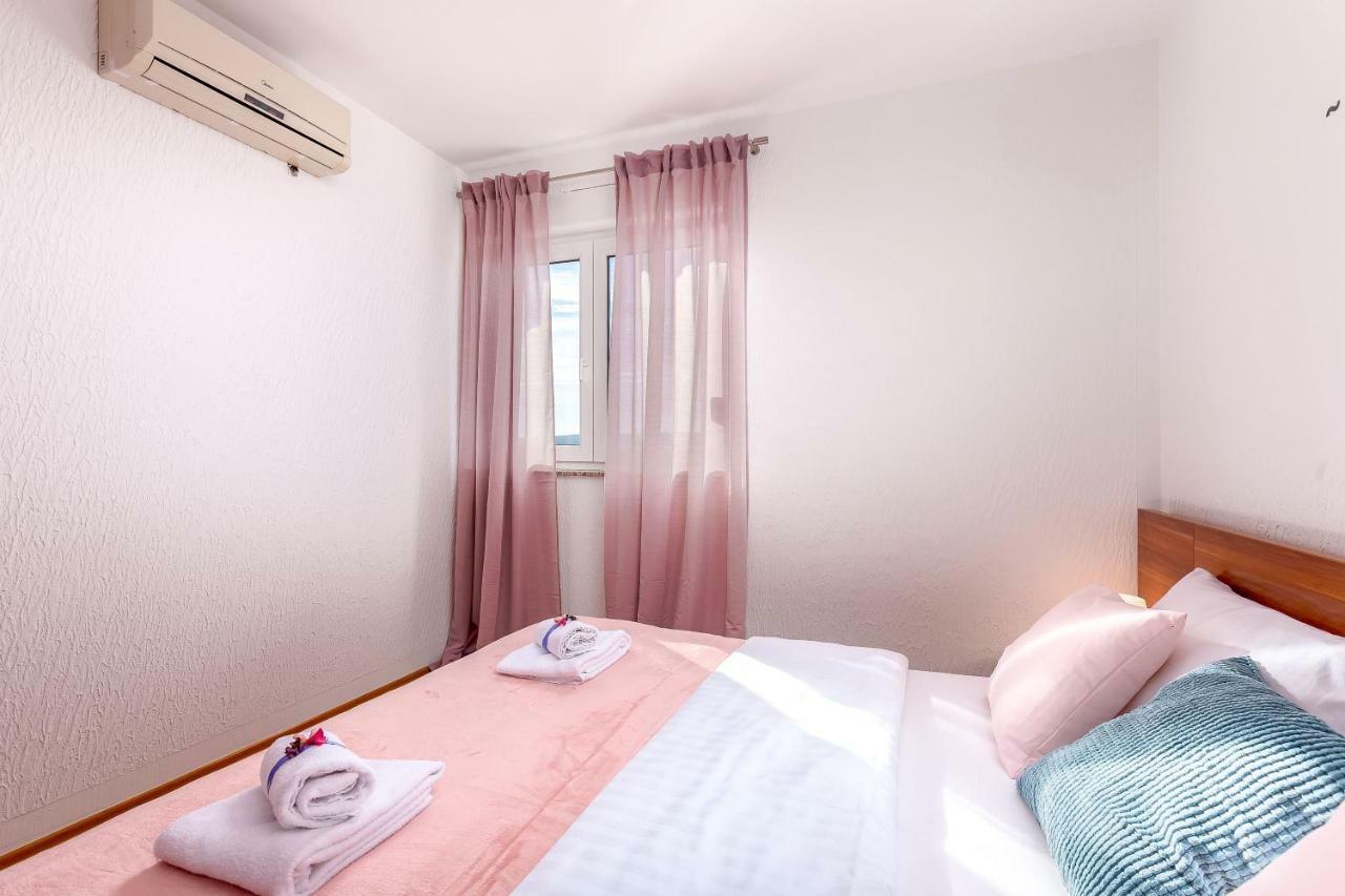Apartments Villa Maria Crikvenica Luaran gambar