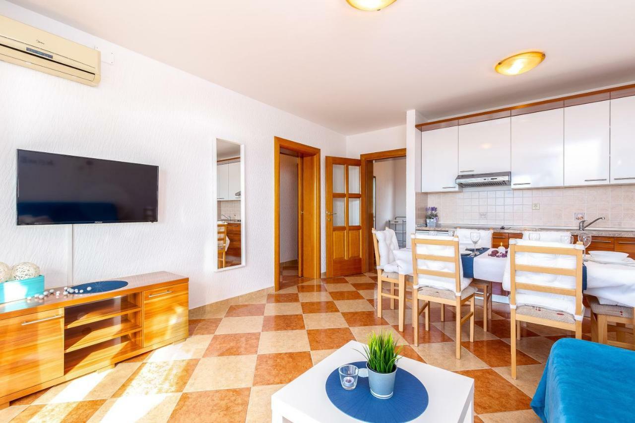Apartments Villa Maria Crikvenica Luaran gambar