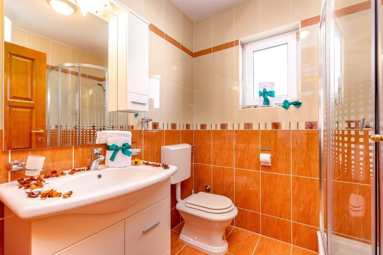 Apartments Villa Maria Crikvenica Luaran gambar