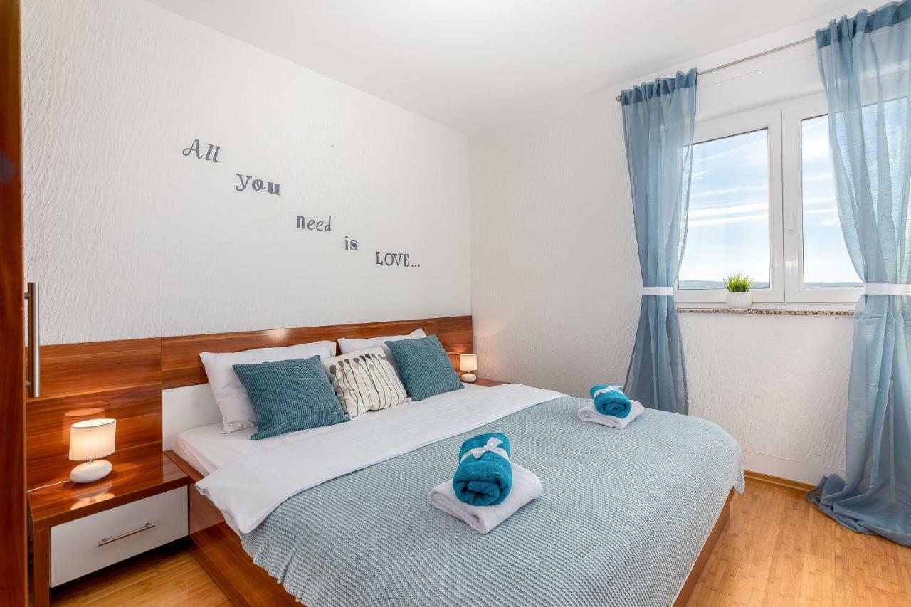Apartments Villa Maria Crikvenica Luaran gambar