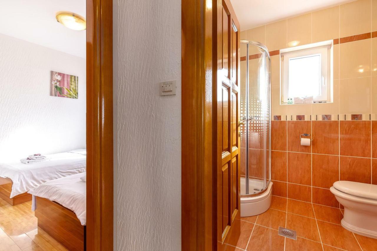 Apartments Villa Maria Crikvenica Luaran gambar