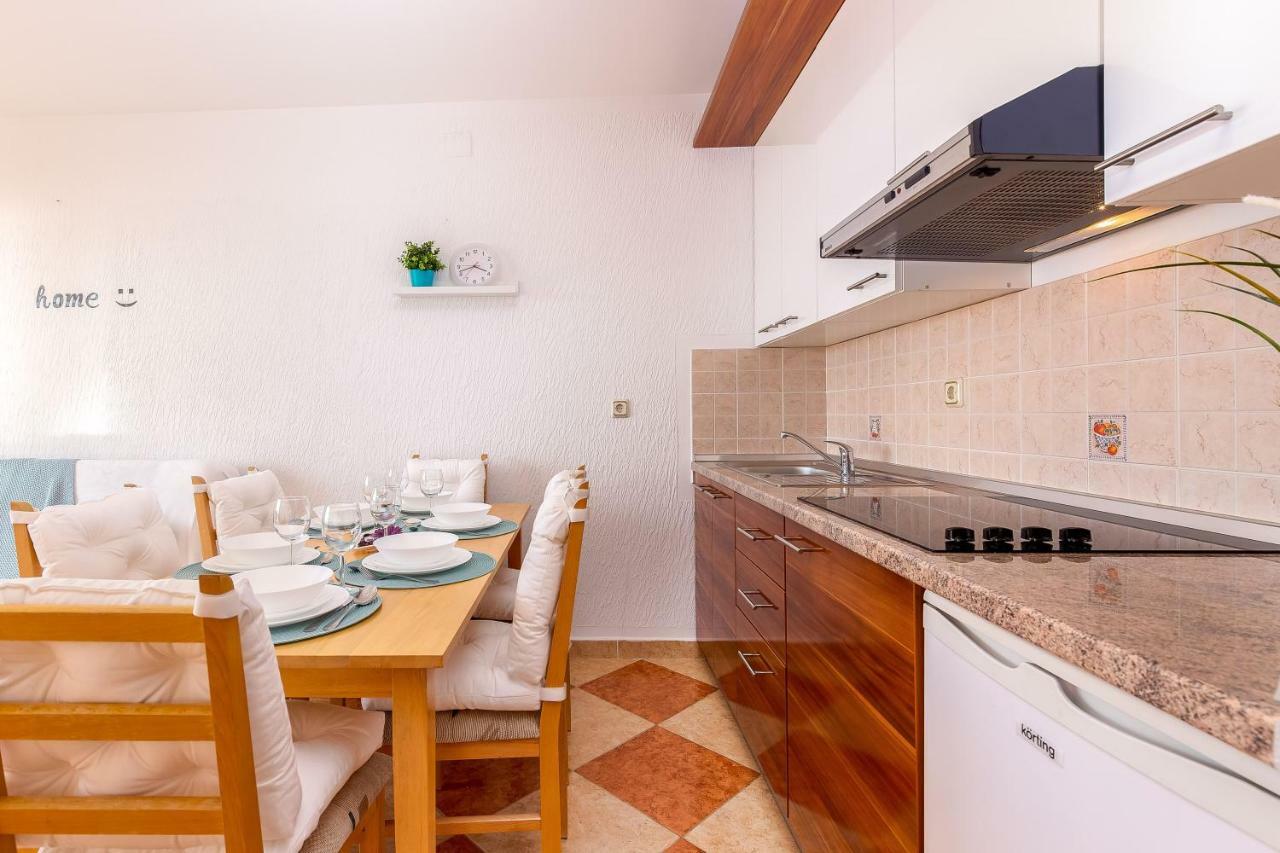 Apartments Villa Maria Crikvenica Luaran gambar