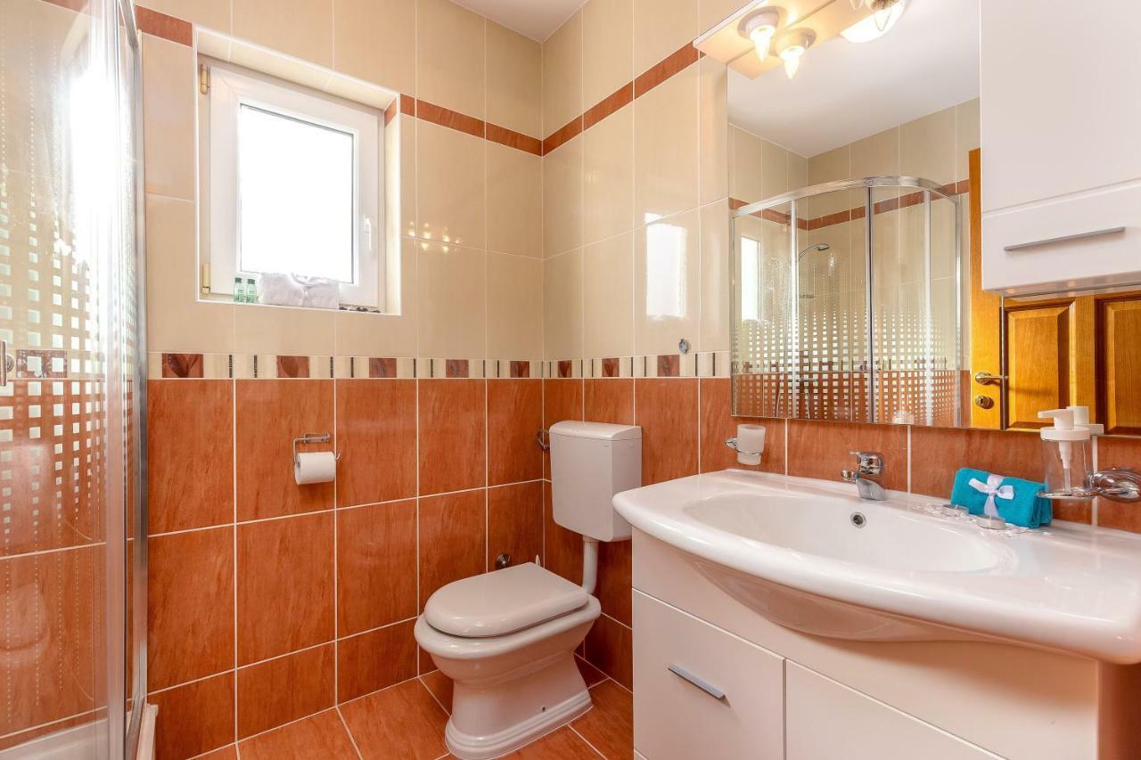 Apartments Villa Maria Crikvenica Luaran gambar