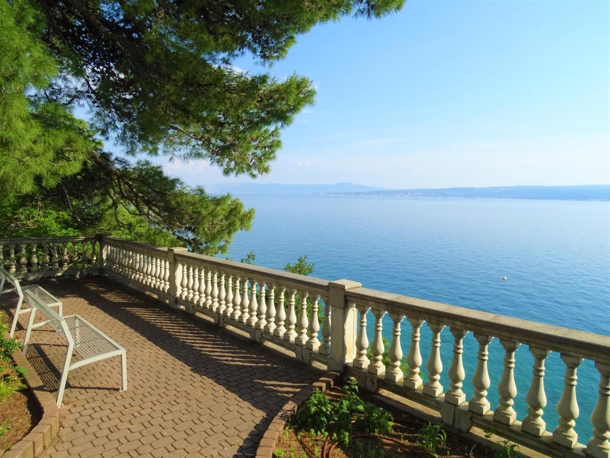 Apartments Villa Maria Crikvenica Luaran gambar