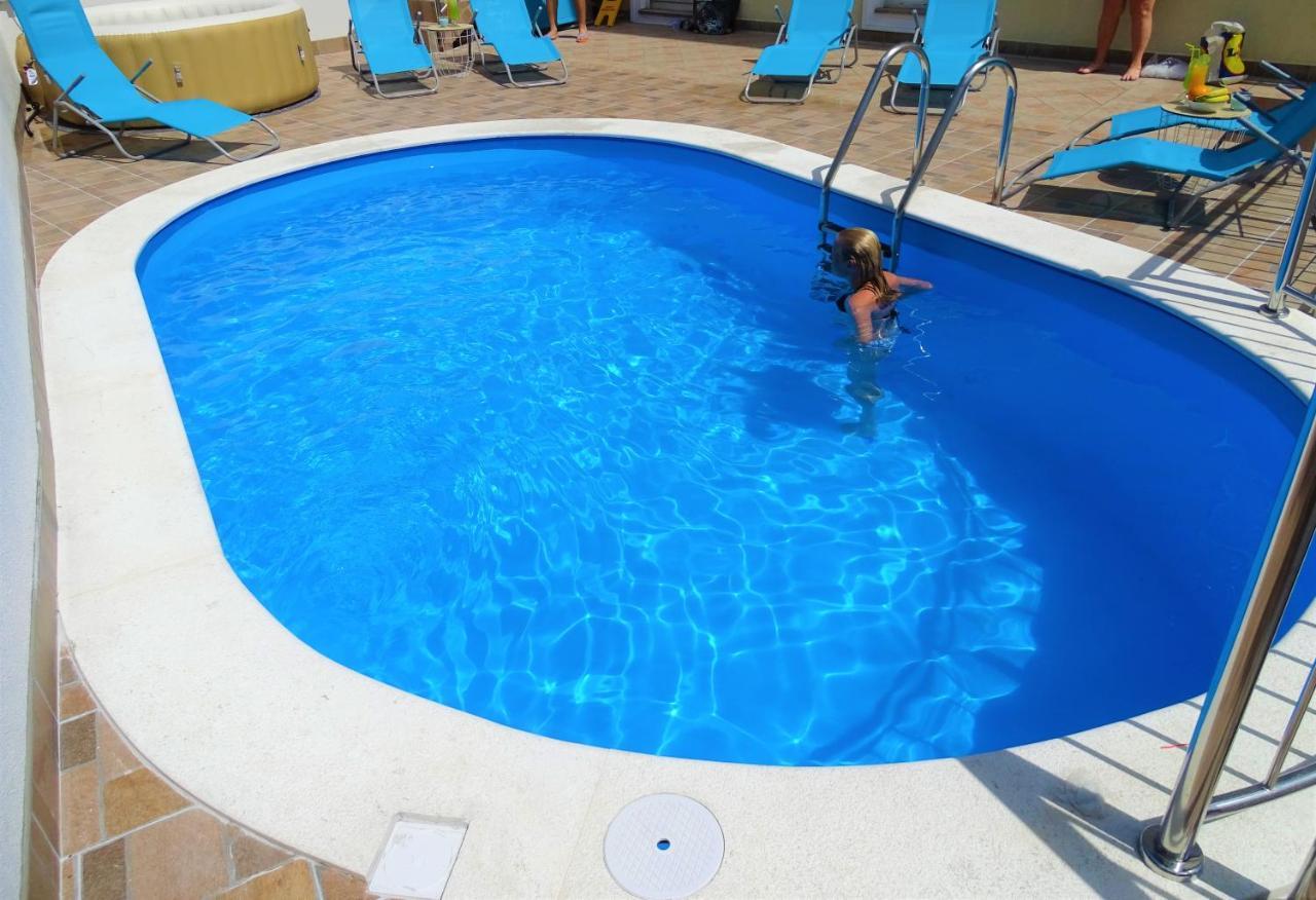 Apartments Villa Maria Crikvenica Luaran gambar